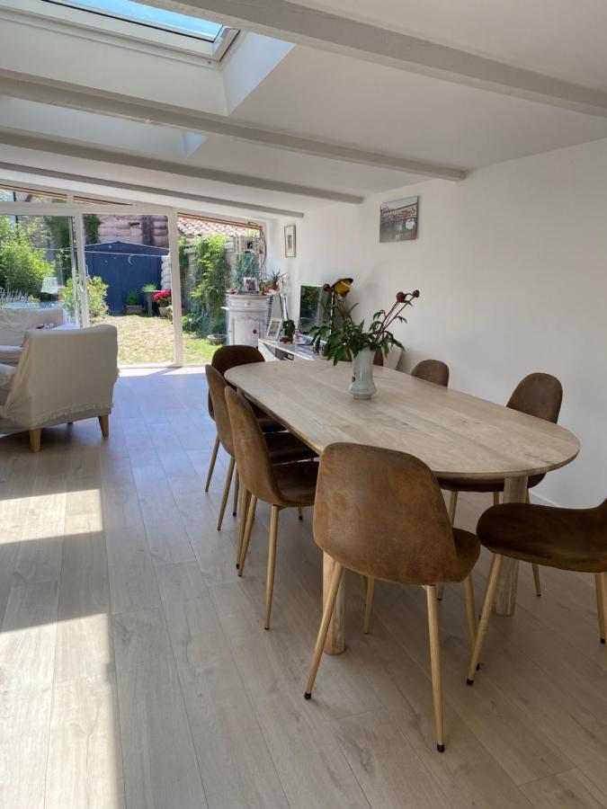 Cote Court Bed & Breakfast ลีล-ซูร์-ลา-ซอร์ก ภายนอก รูปภาพ